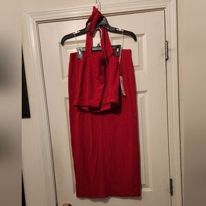 2 Piece Womens Set. Halter Top w/tie & Pull on 33in Skirt w/Elastic Waist Band.